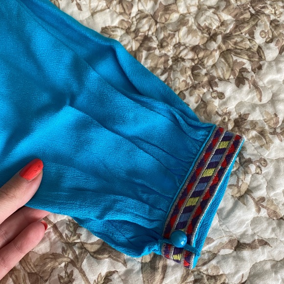 Great shirt! Like new! - Picture 11 of 12